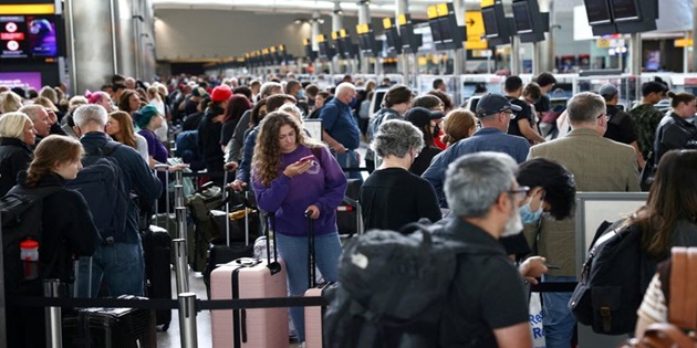 Heathrow Havalimanı’nda Yolcu Sayısı Rekor Seviyelere Ulaştı